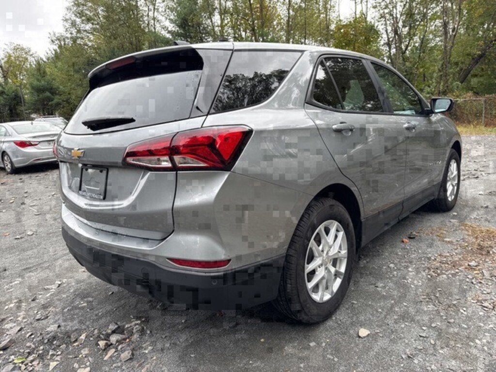 Used 2023 Chevrolet Equinox LS SUV