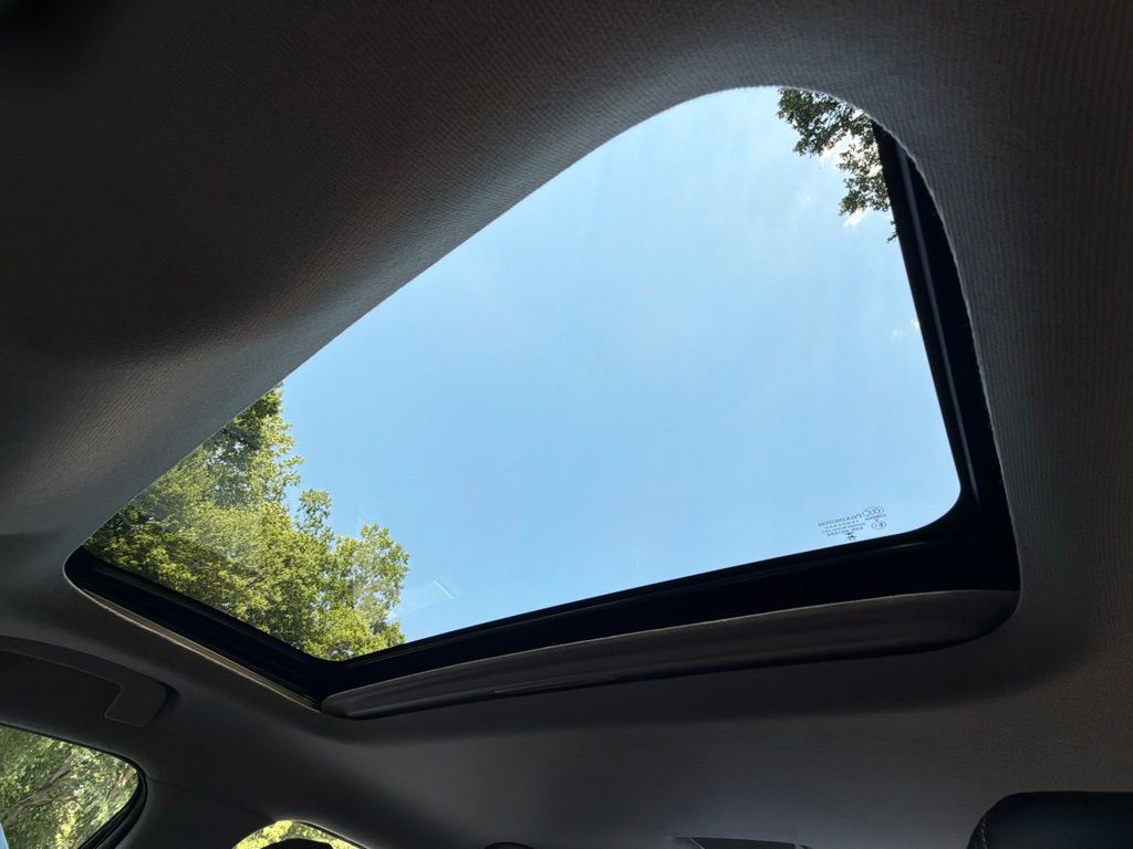 2023 Nissan Sentra SR - Photo 30