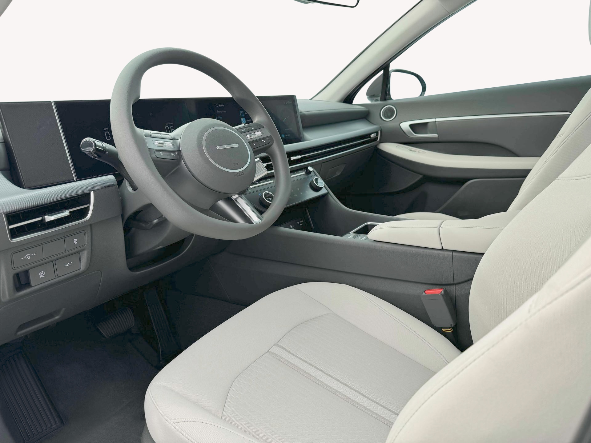 2025 Hyundai Sonata SEL - Photo 14