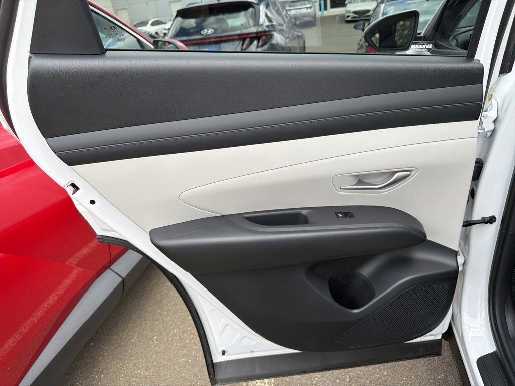 2026 Hyundai Tucson SEL - Photo 15