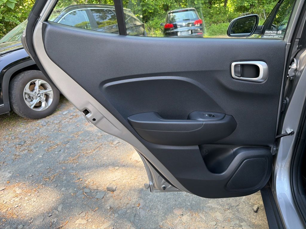 2023 Hyundai Venue SEL - Photo 15