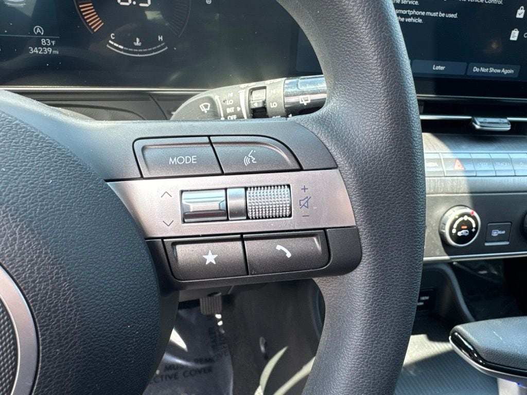 2025 Hyundai Kona SE - Photo 21