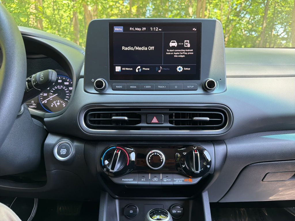 2023 Hyundai Kona SEL - Photo 24
