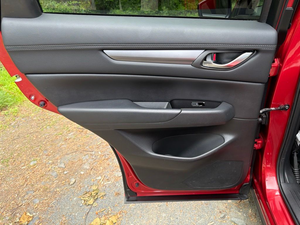 2024 Mazda CX-5 S Preferred package - Photo 16