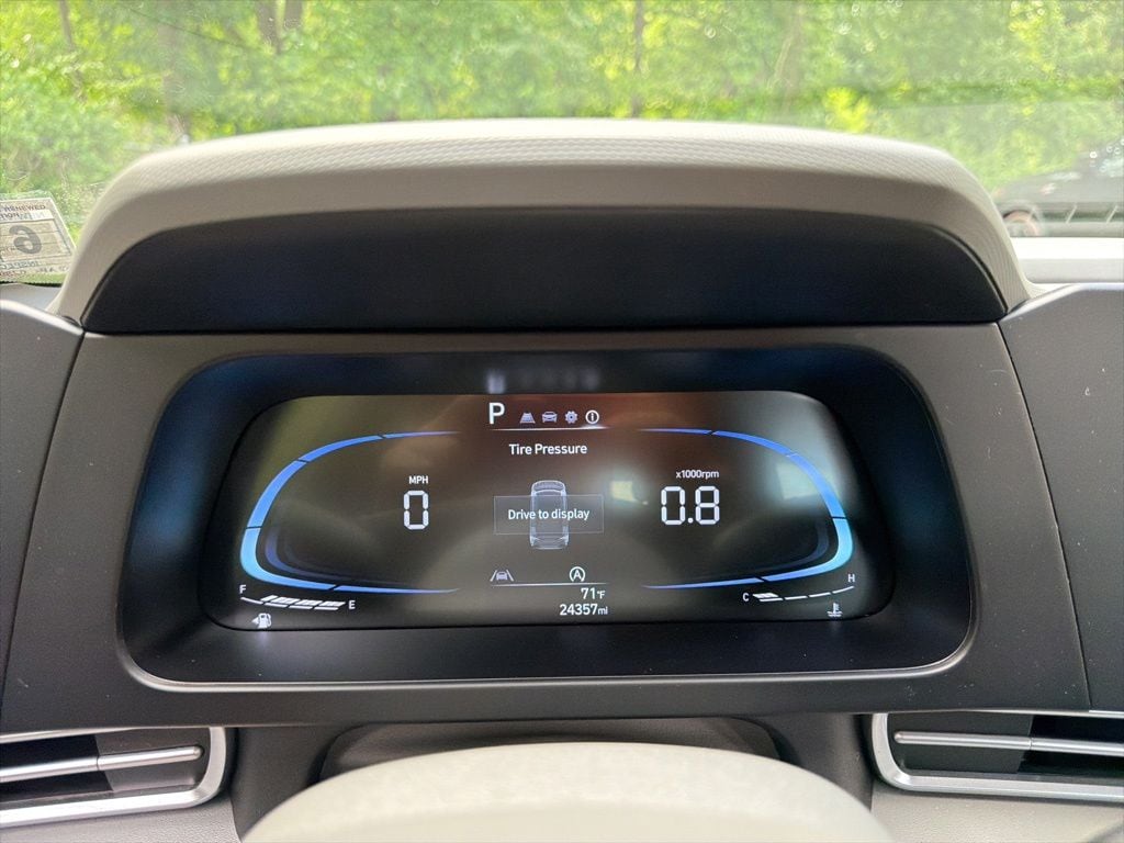 2024 Hyundai Elantra SE - Photo 21