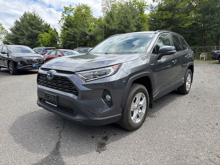 2021 Toyota RAV4 Hybrid XLE SUV