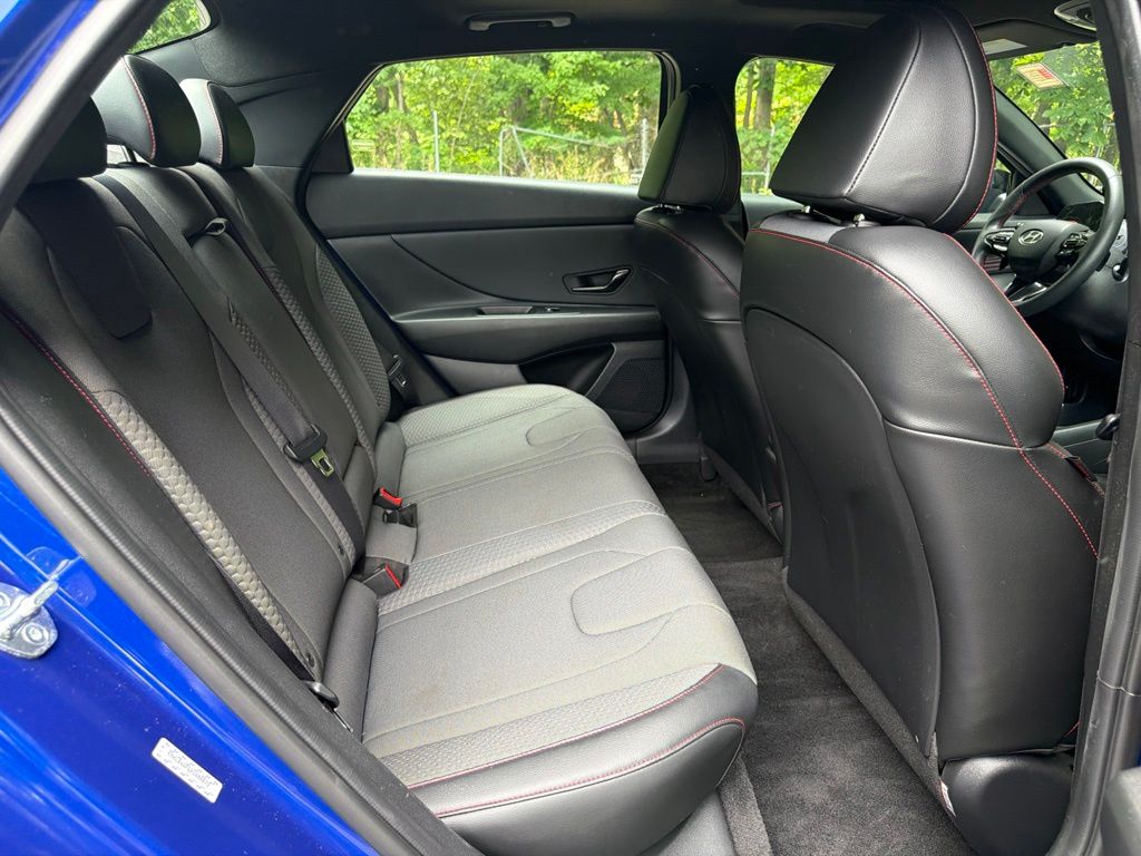 2023 Hyundai Elantra N Line - Photo 11