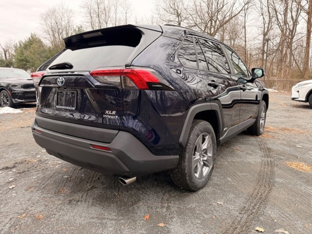 Used 2022 Toyota RAV4 Hybrid XLE SUV