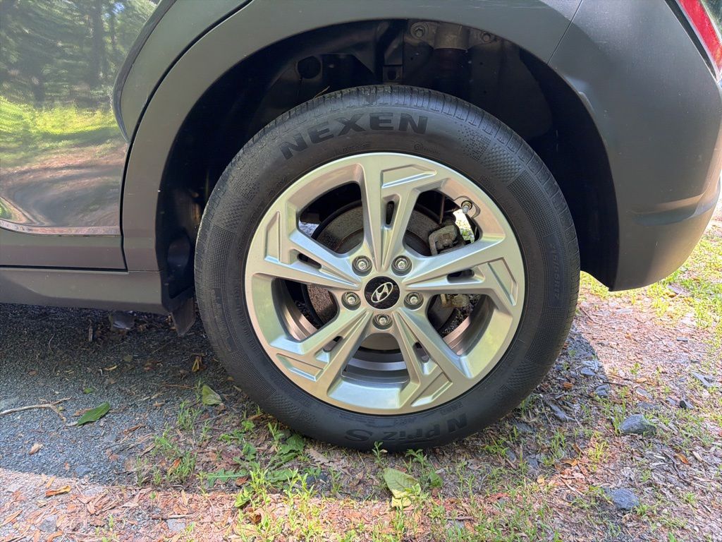 2023 Hyundai Kona SEL - Photo 6