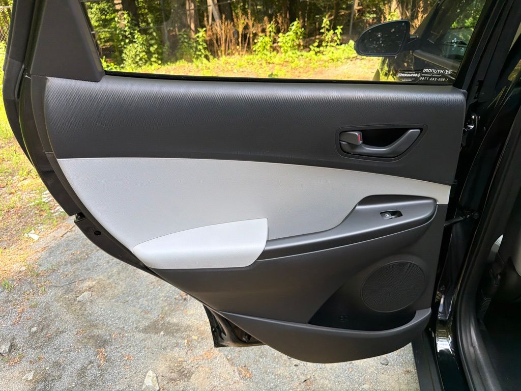 2023 Hyundai Kona SEL - Photo 15