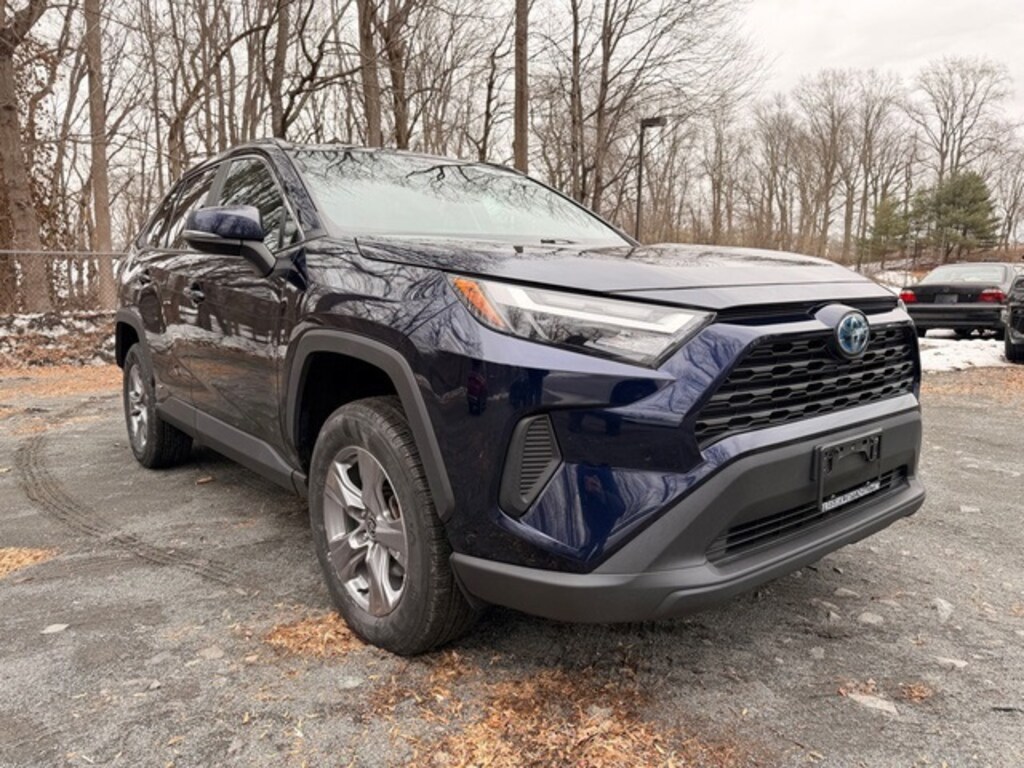 Used 2022 Toyota RAV4 Hybrid XLE SUV