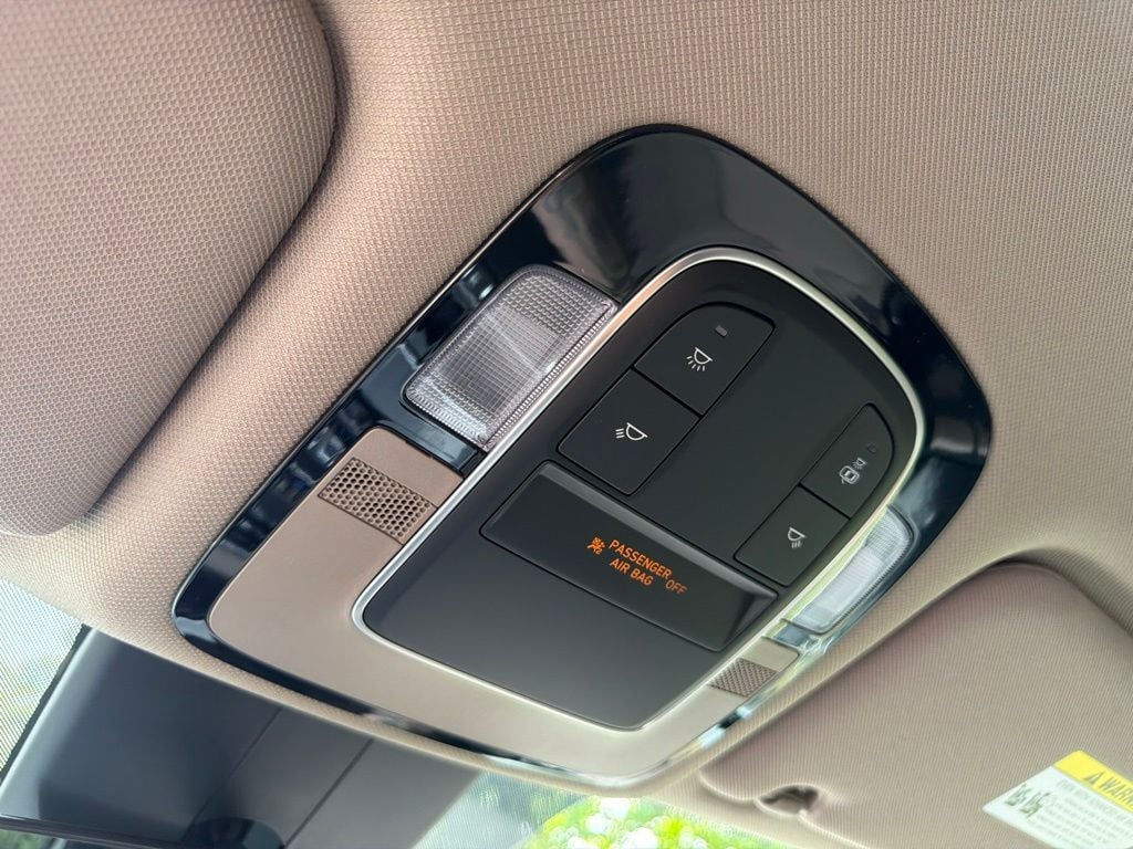 2023 Hyundai Santa Fe SE - Photo 28