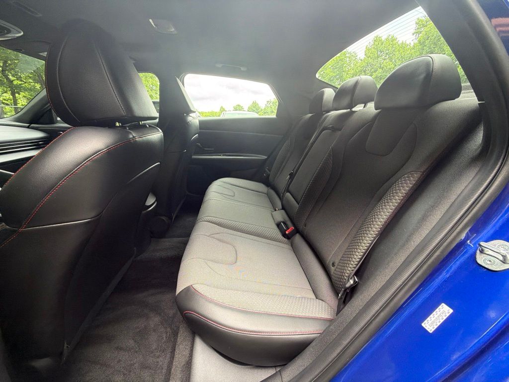 2023 Hyundai Elantra N Line - Photo 13