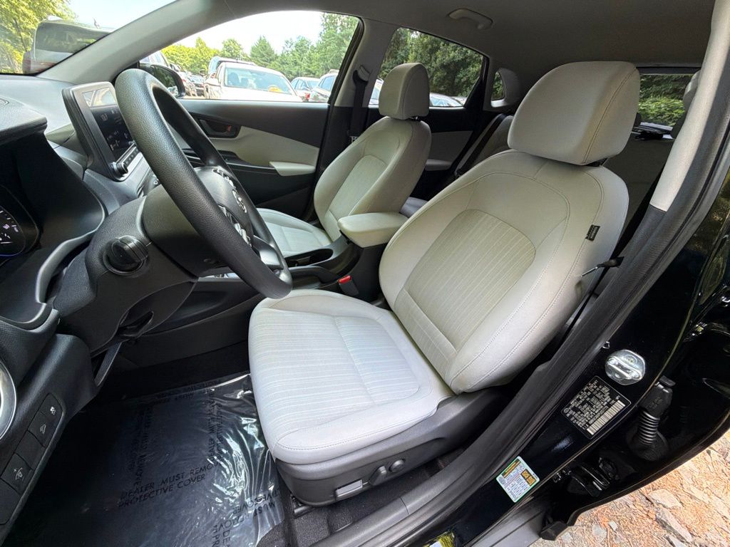 2023 Hyundai Kona SEL - Photo 16