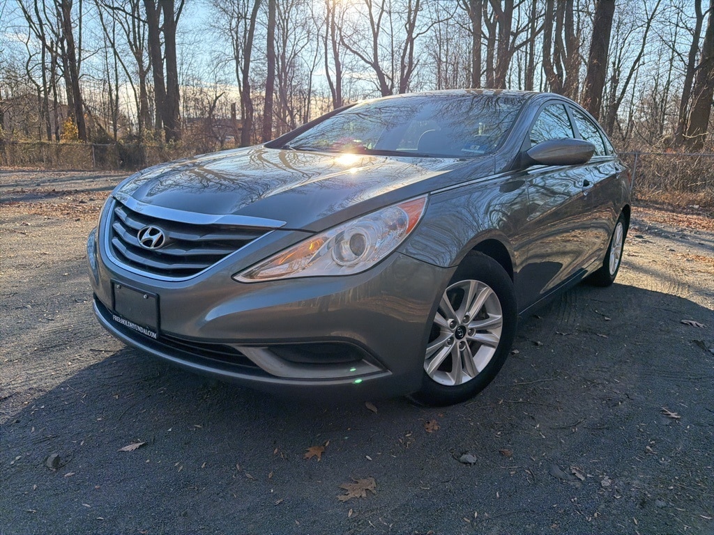 2012 Hyundai Sonata GLS's photo
