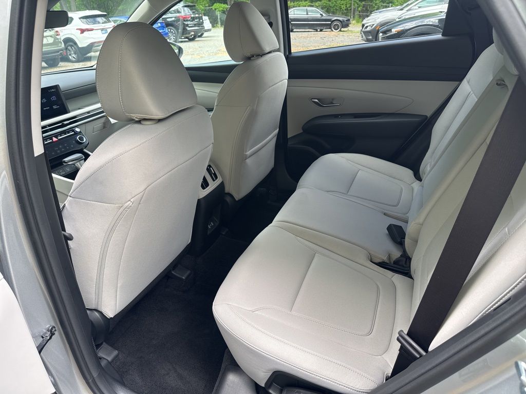 2026 Hyundai Tucson SEL - Photo 12