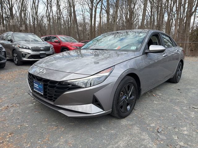 2023 Hyundai Elantra Sedan 