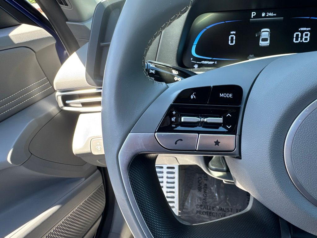 2025 Hyundai Elantra SEL - Photo 23