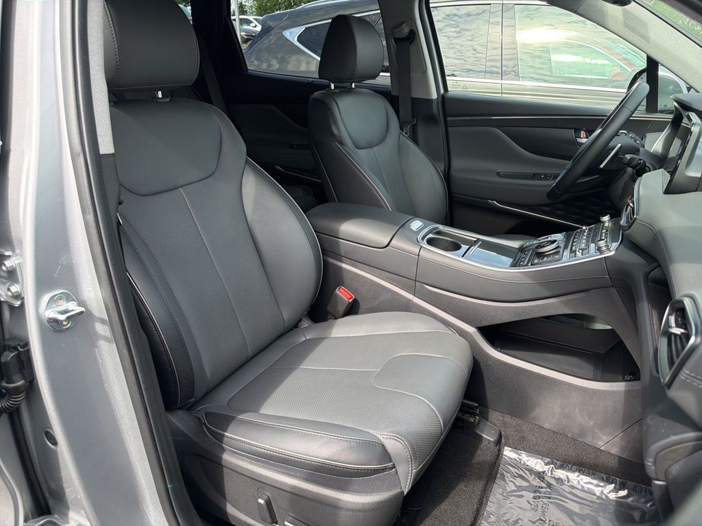 2023 Hyundai Santa Fe Limited - Photo 9