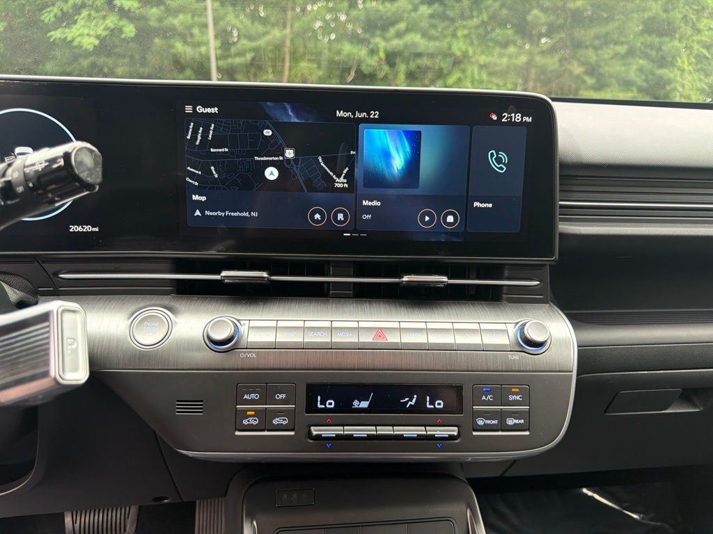 2024 Hyundai Kona Limited - Photo 25
