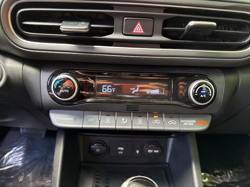 2023 Hyundai Kona SEL - Photo 28