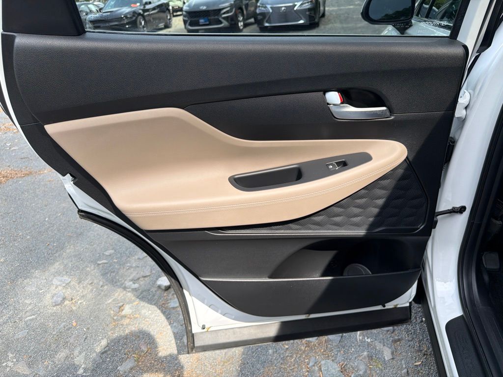 2023 Hyundai Santa Fe SE - Photo 15