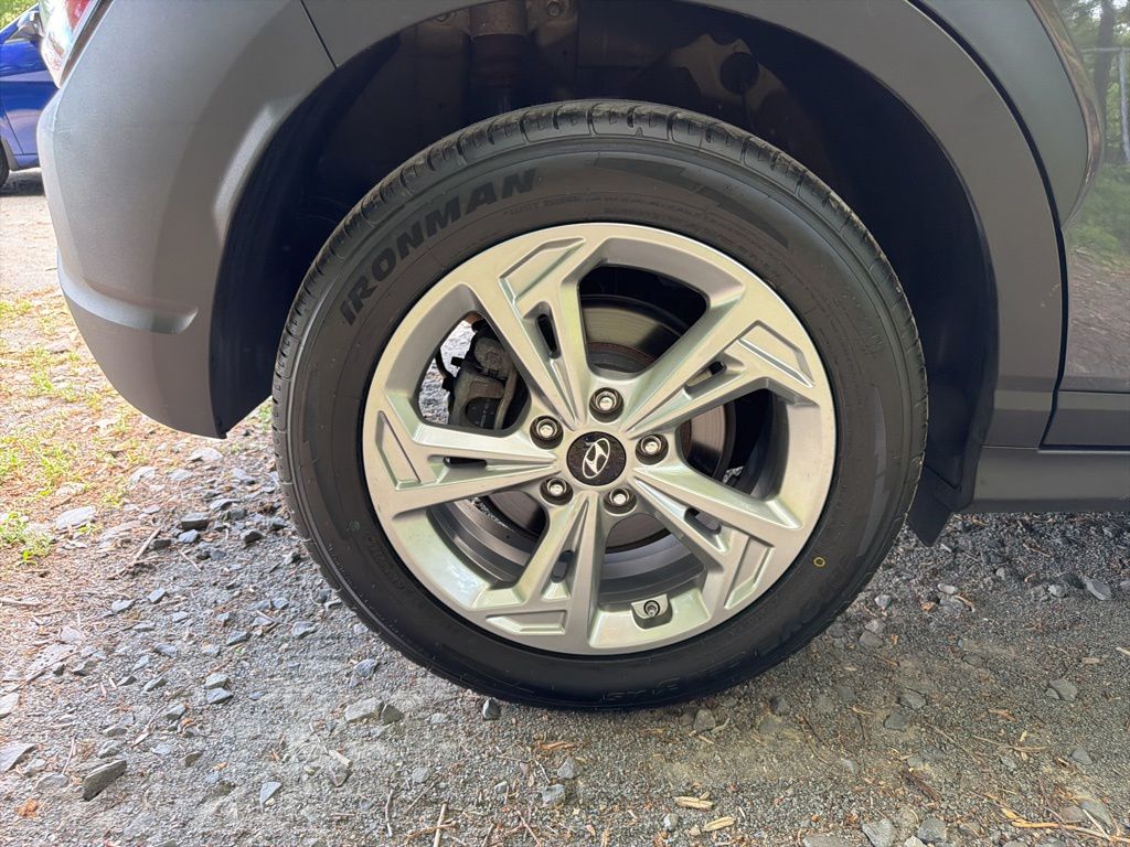 2023 Hyundai Kona SEL - Photo 8