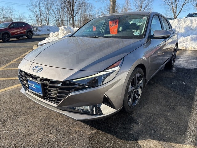 2023 Hyundai Elantra Sedan 