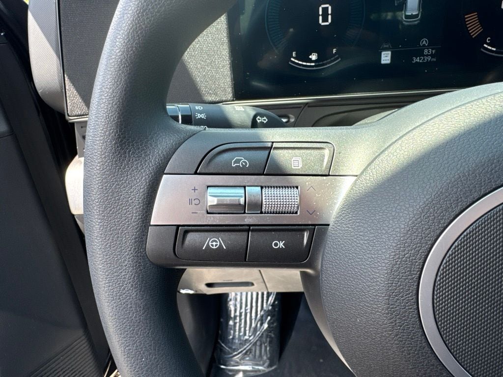 2025 Hyundai Kona SE - Photo 20
