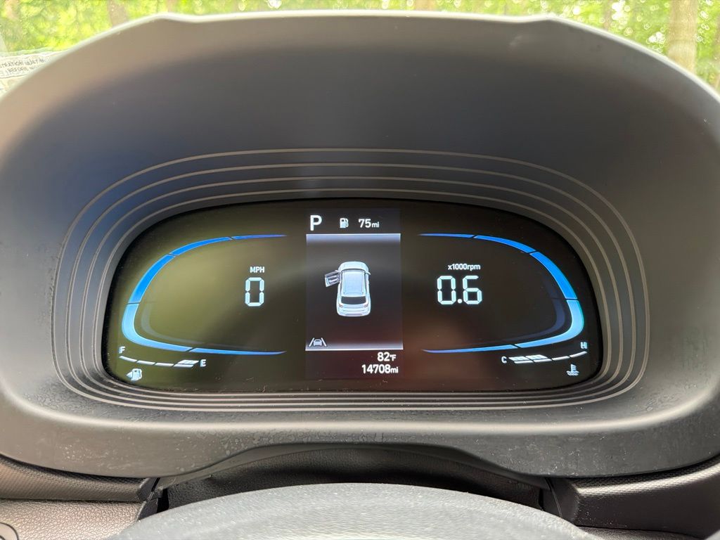 2023 Hyundai Venue SEL - Photo 22