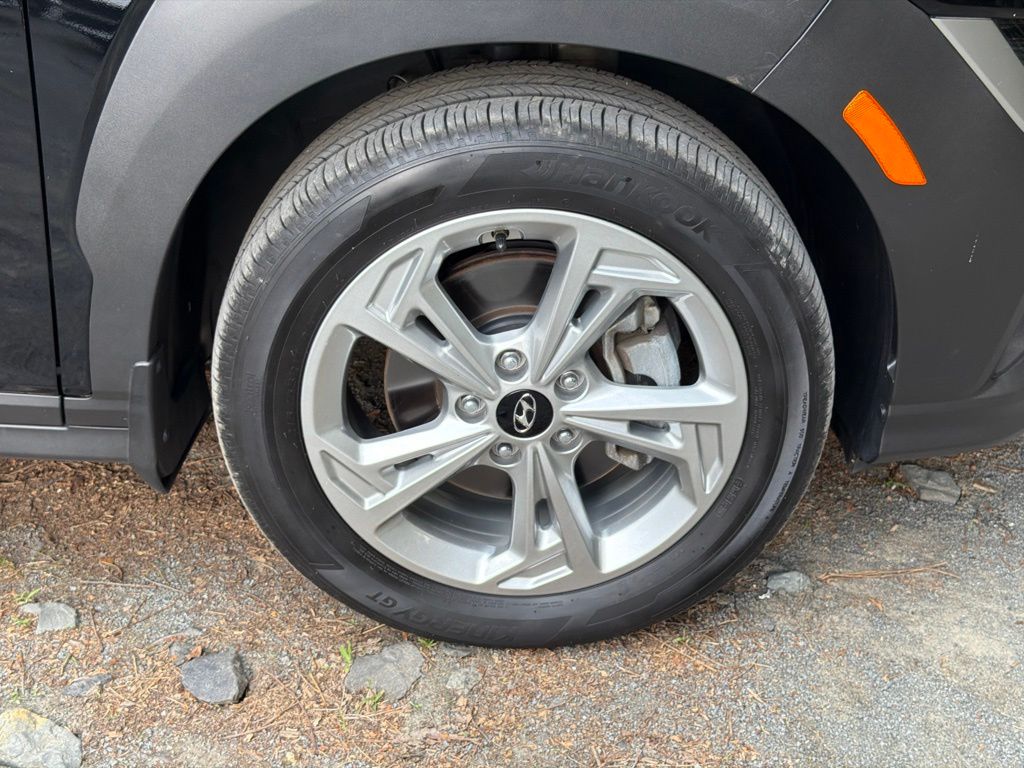 2023 Hyundai Kona SEL - Photo 8