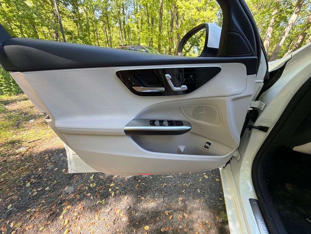 2023 Mercedes-Benz C-Class Sedan C 300 - Photo 17