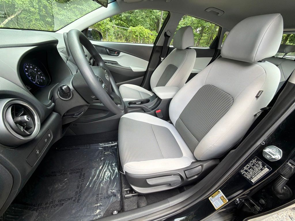 2023 Hyundai Kona SE - Photo 15