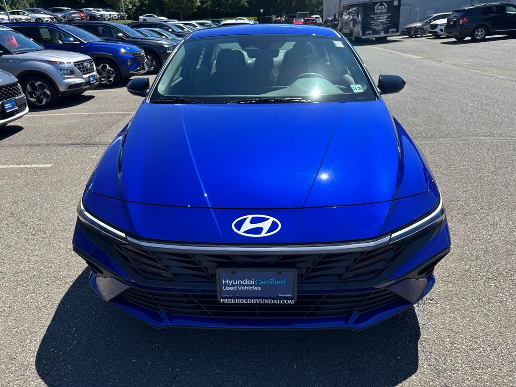 2025 Hyundai Elantra SEL - Photo 11