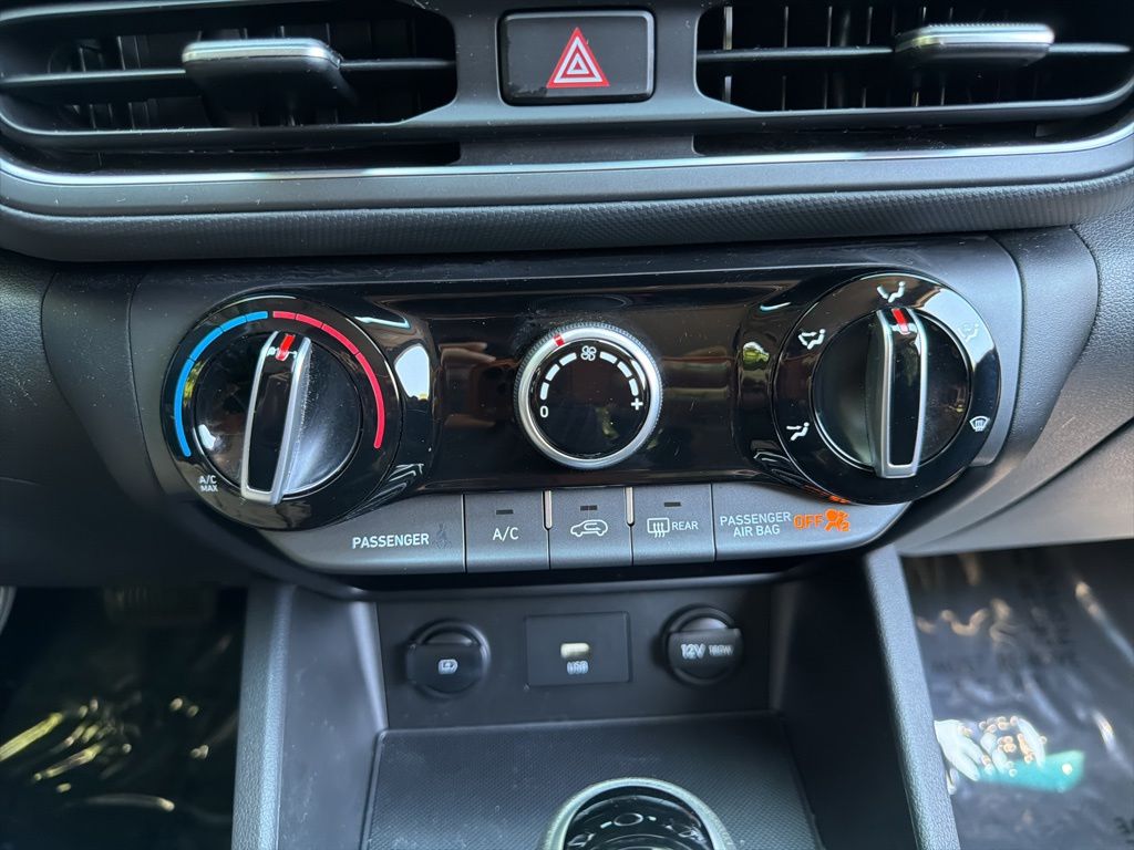 2023 Hyundai Kona SEL - Photo 27