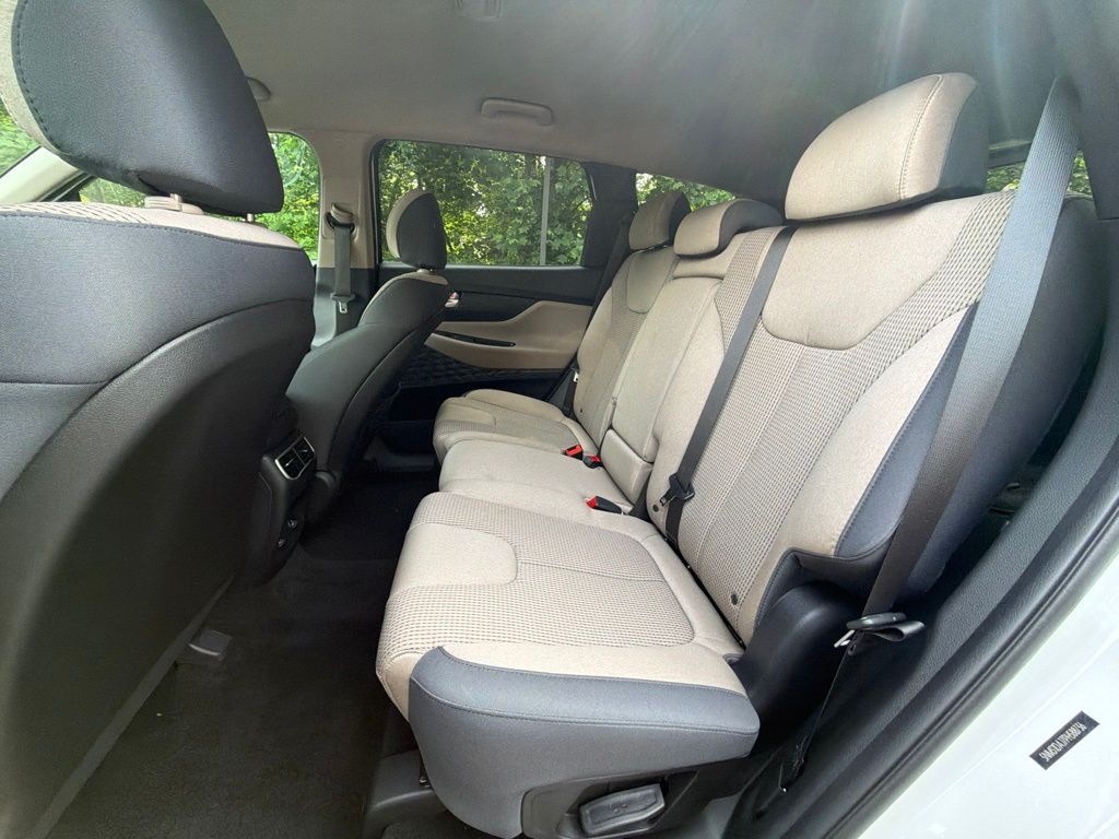 2023 Hyundai Santa Fe SE - Photo 14