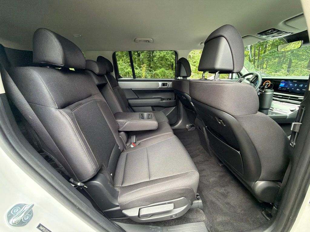 2026 Hyundai Santa Fe SE - Photo 11