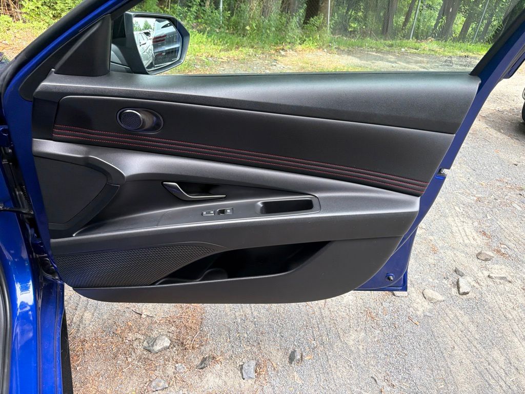 2023 Hyundai Elantra N Line - Photo 10