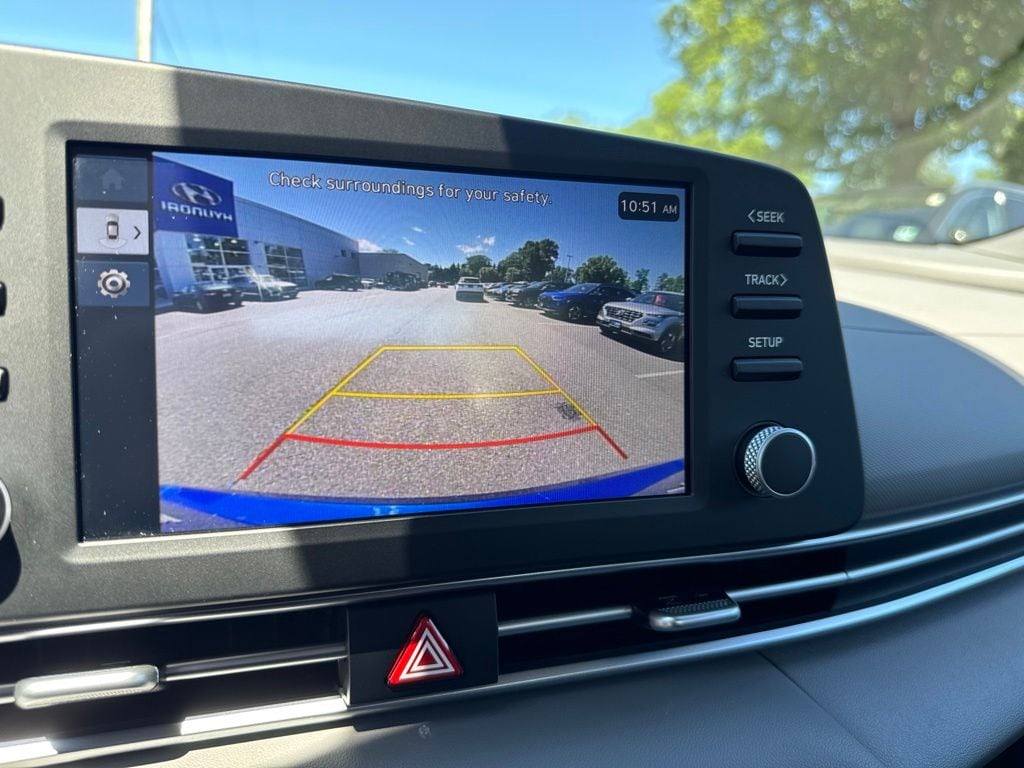 2025 Hyundai Elantra SEL - Photo 29
