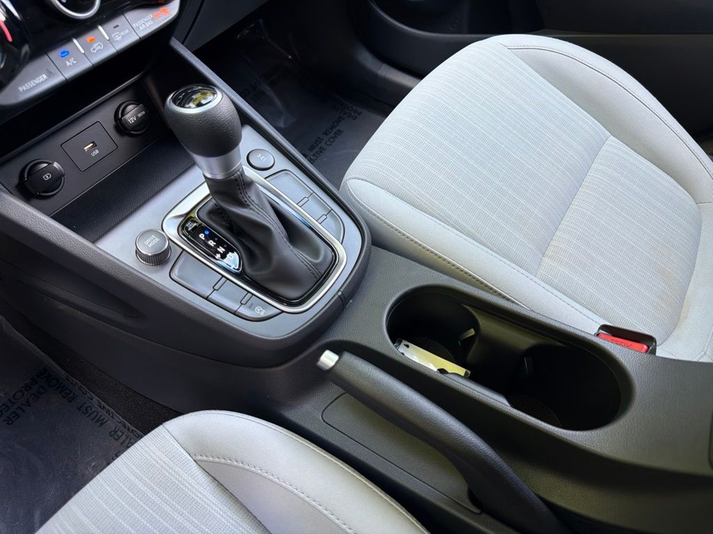 2023 Hyundai Kona SEL - Photo 28