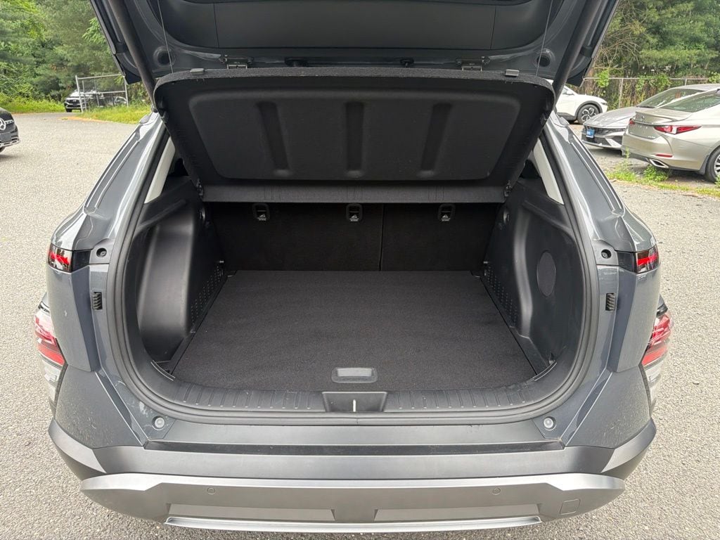 2024 Hyundai Kona Limited - Photo 13