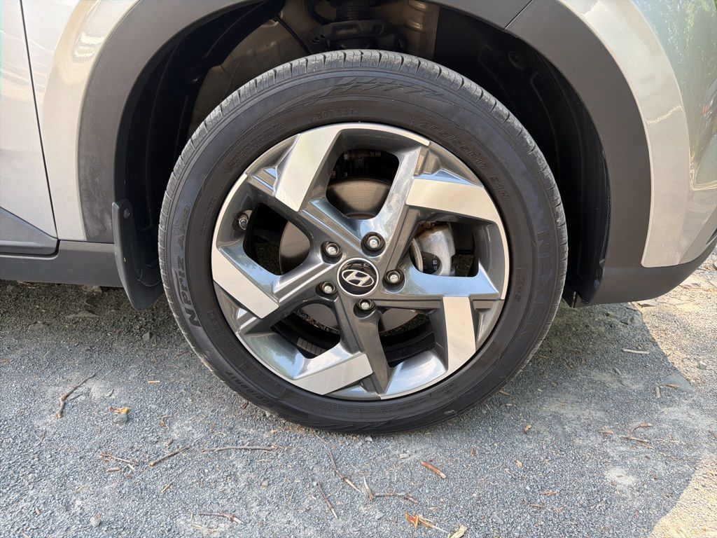 2023 Hyundai Venue SEL - Photo 8