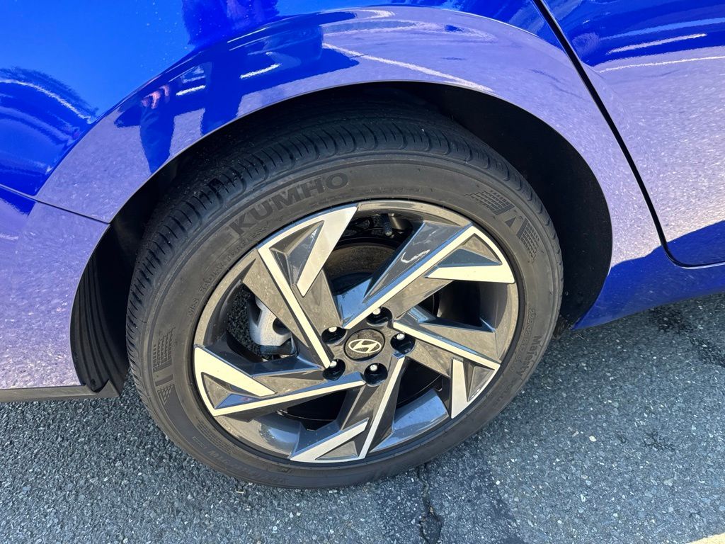 2025 Hyundai Elantra SEL - Photo 32