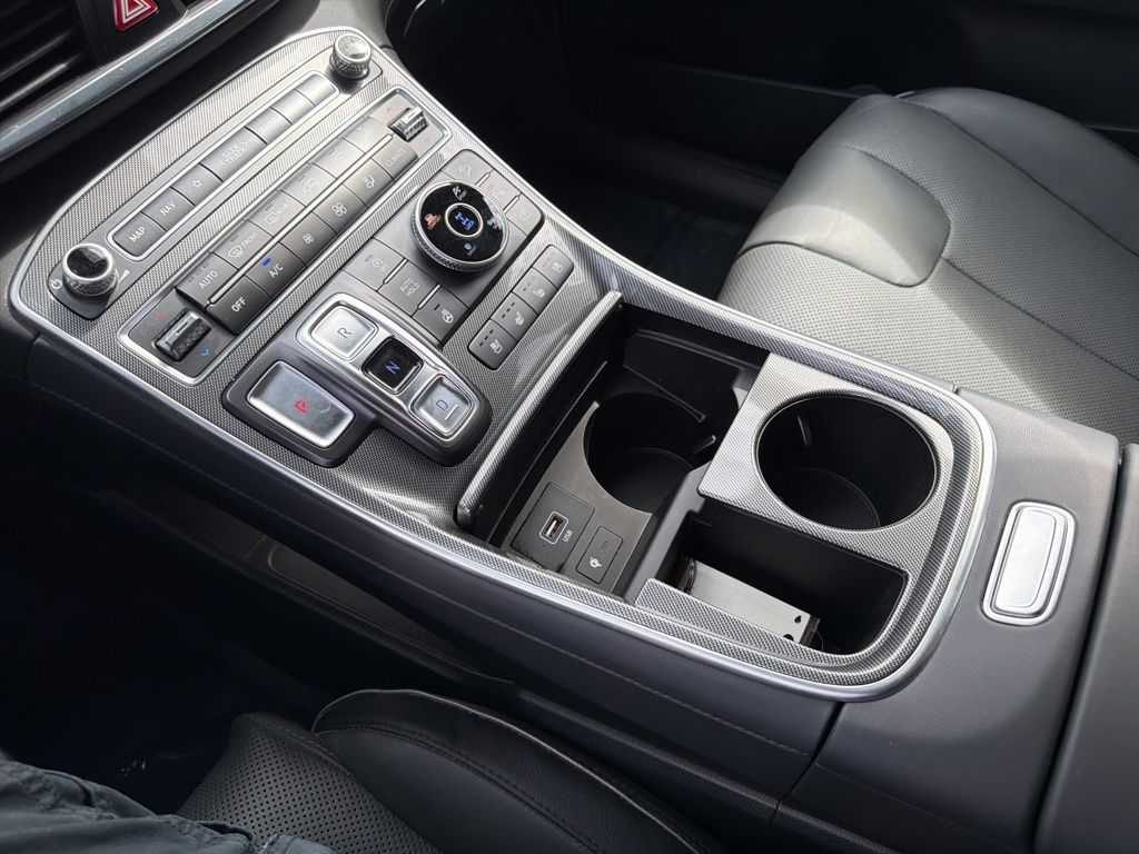 2023 Hyundai Santa Fe Limited - Photo 30