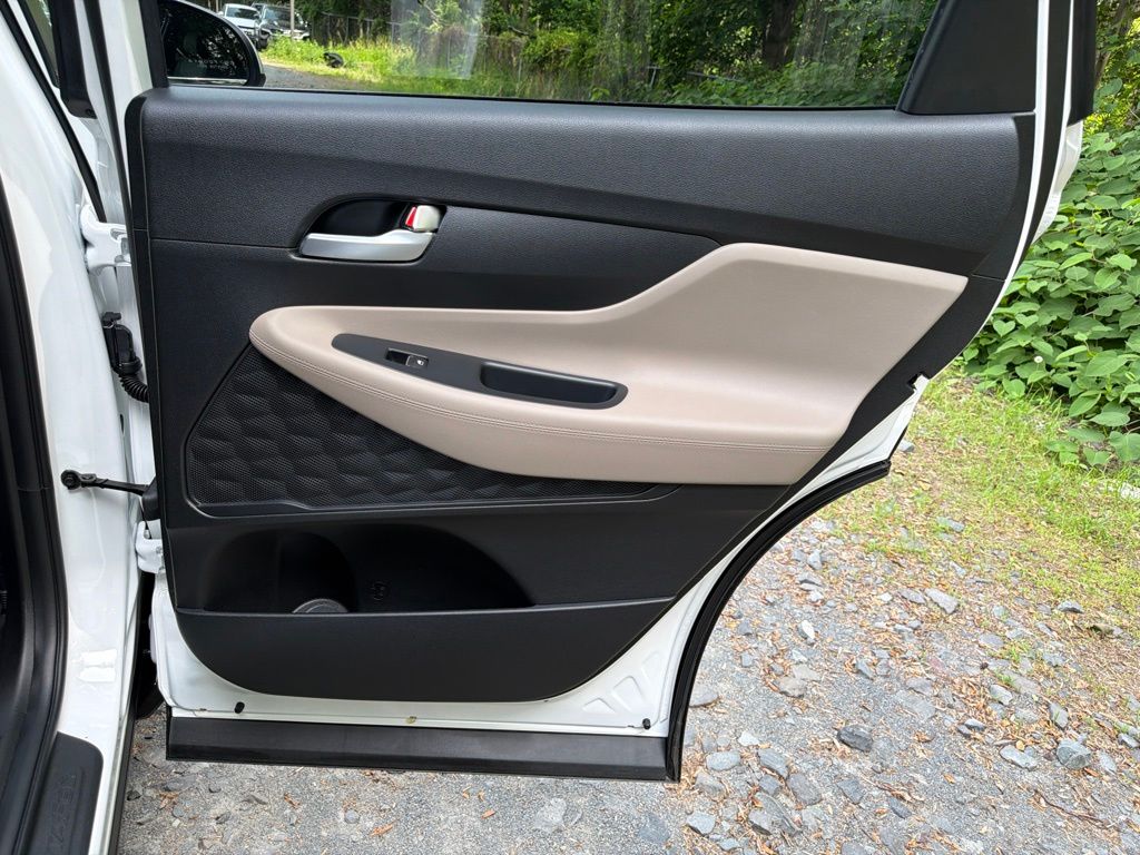 2023 Hyundai Santa Fe SE - Photo 12