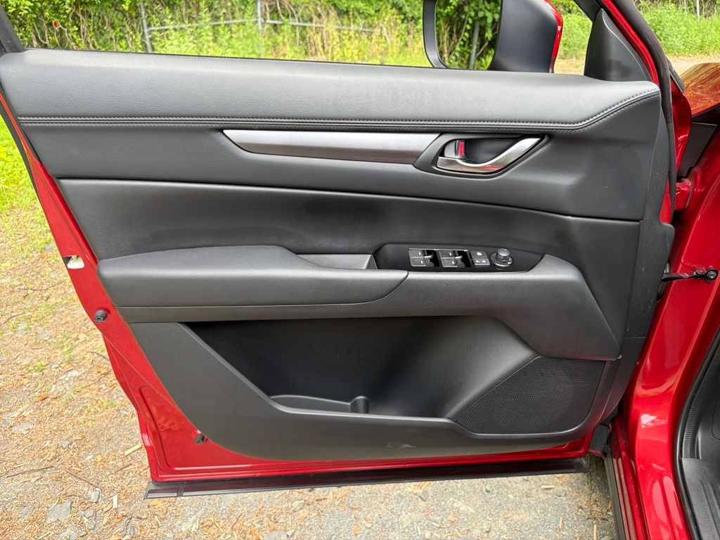2024 Mazda CX-5 S Preferred package - Photo 18