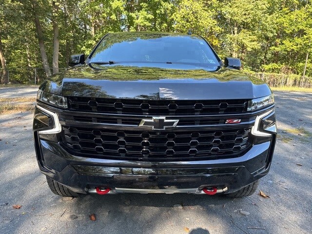 2024 Chevrolet Tahoe Z71 photo 2