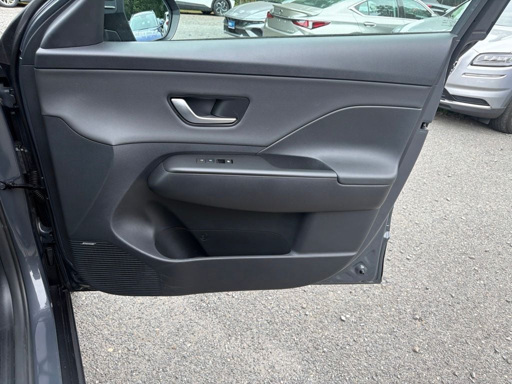 2024 Hyundai Kona Limited - Photo 10