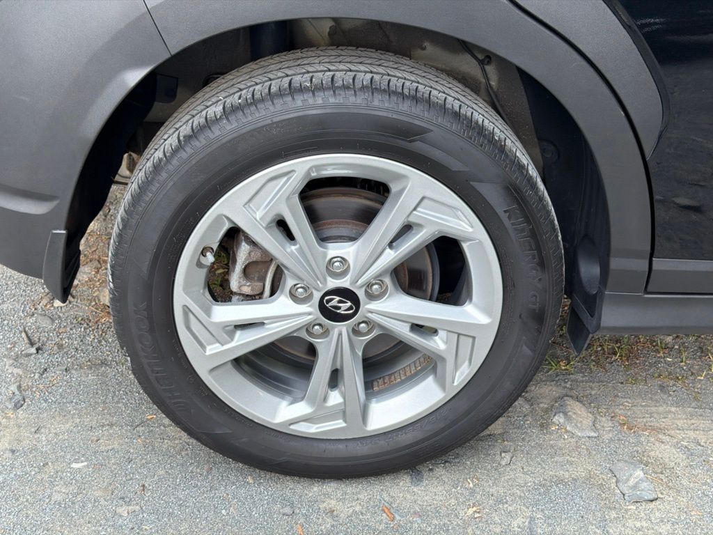 2023 Hyundai Kona SEL - Photo 7