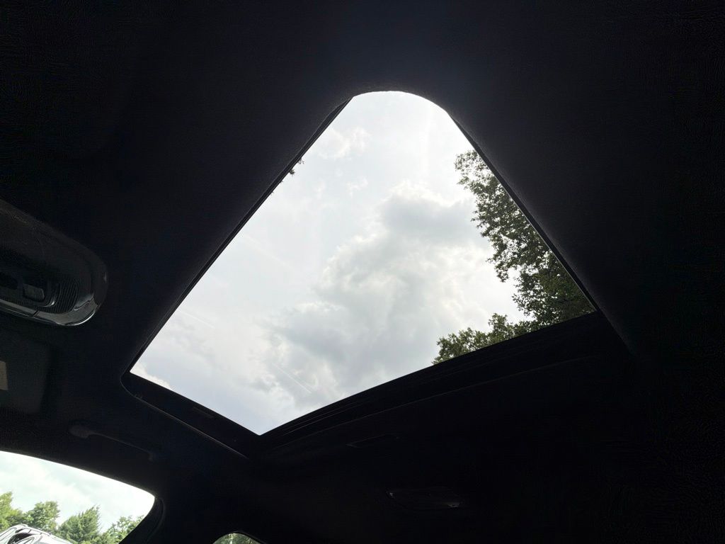 2023 Hyundai Elantra N Line - Photo 30